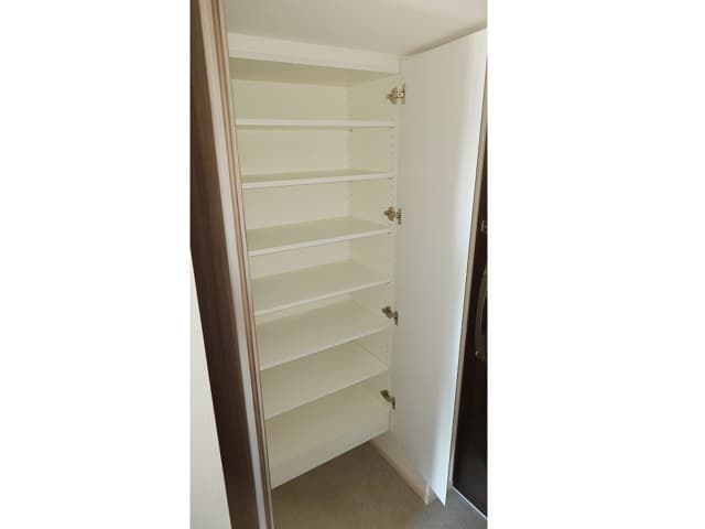 Room image 14