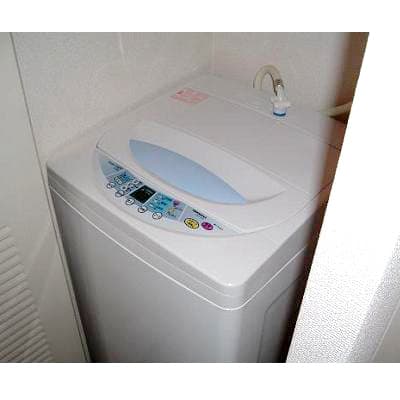 Room image 10