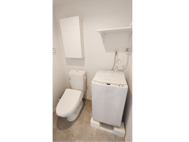 Room image 10