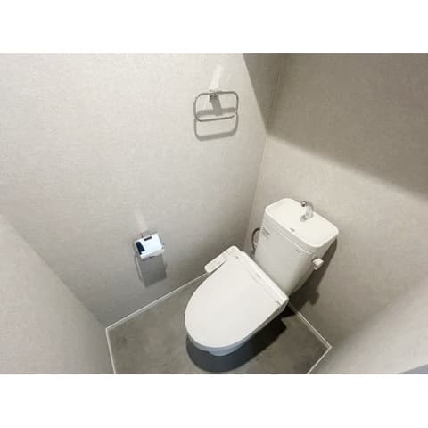 Room image 9