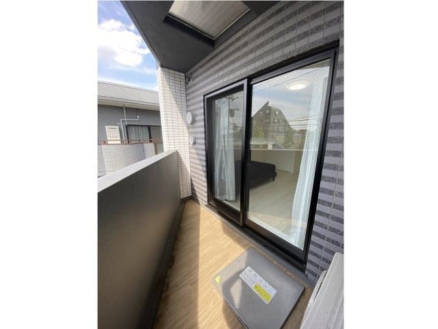 Room image 8