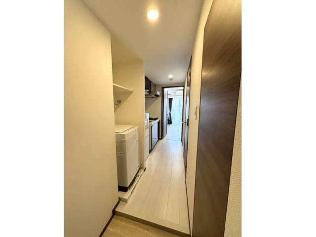 Room image 12