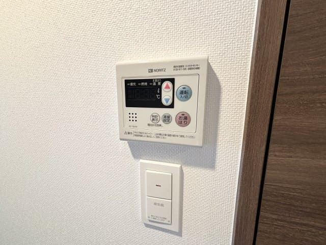Room image 16