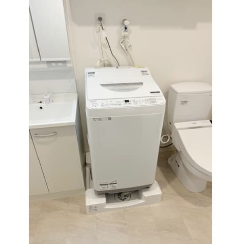 Room image 12