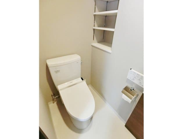 Room image 12