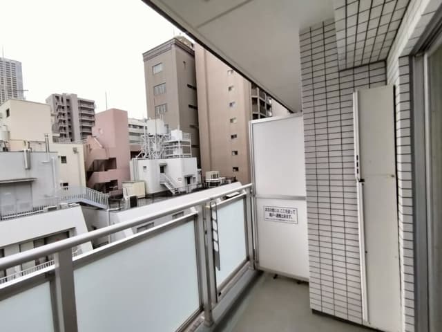 Room image 13