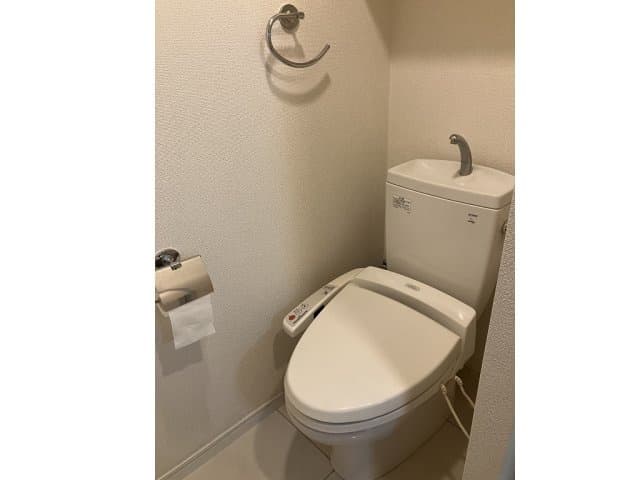 Room image 11