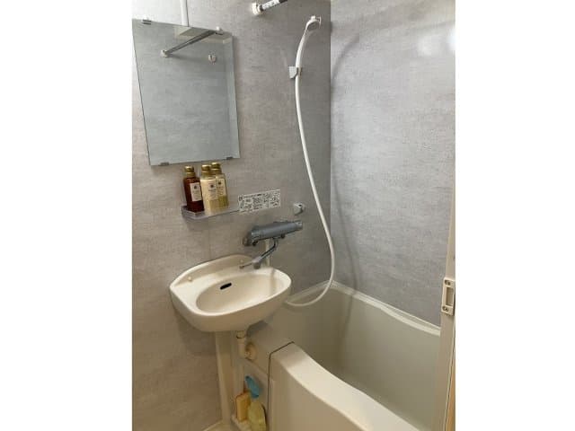 Room image 12