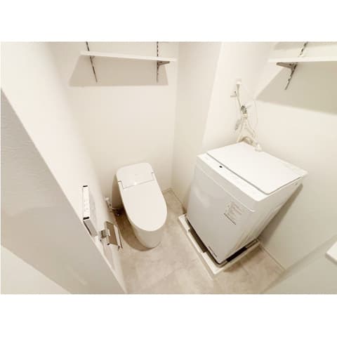 Room image 11