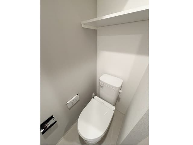Room image 10