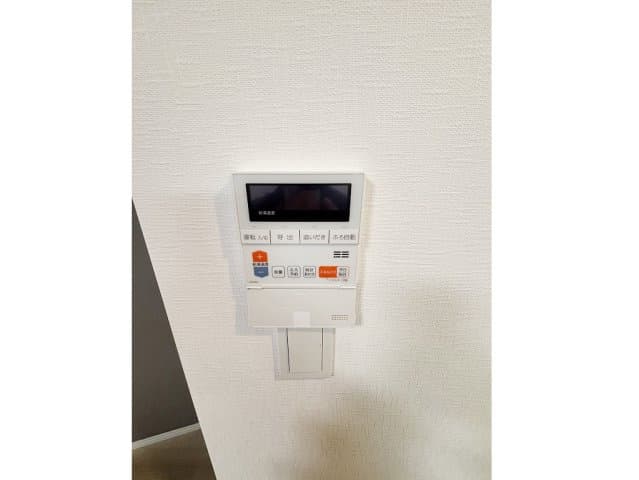 Room image 12