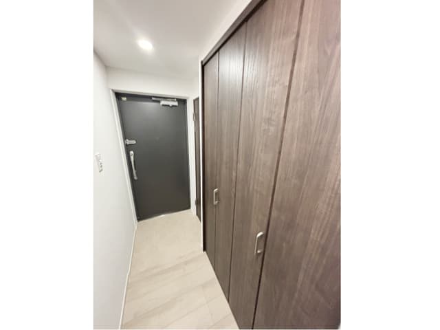Room image 15