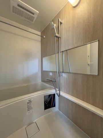 Room image 9