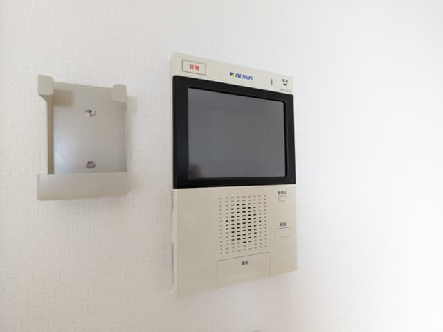 Room image 12