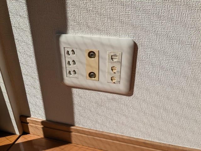 Room image 16