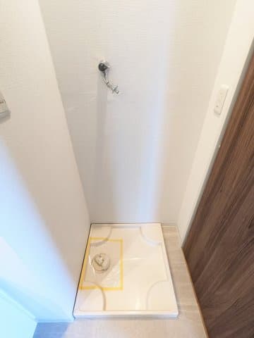 Room image 15