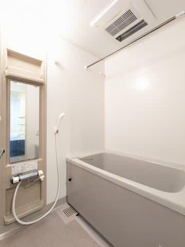 Room image 8