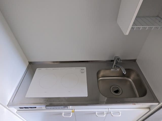 Room image 12