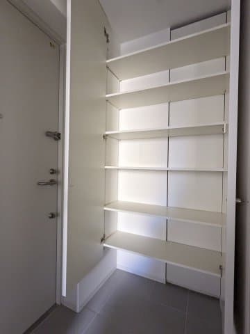 Room image 10