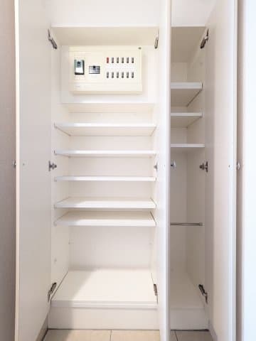 Room image 10