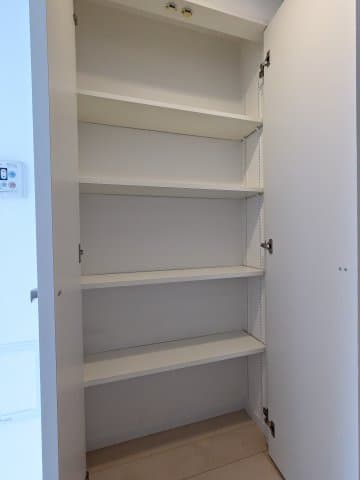 Room image 11