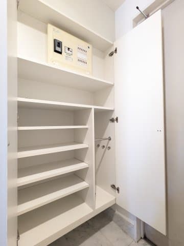 Room image 10