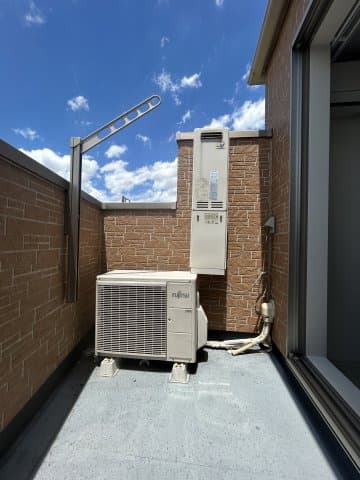 Room image 11