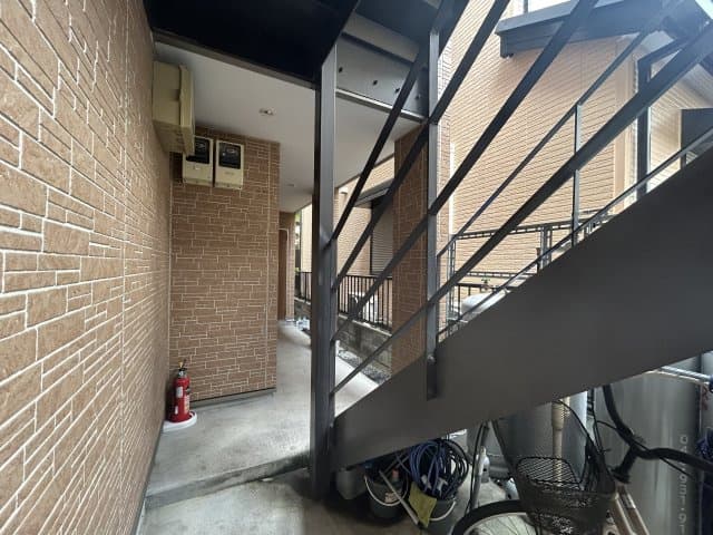 Room image 15