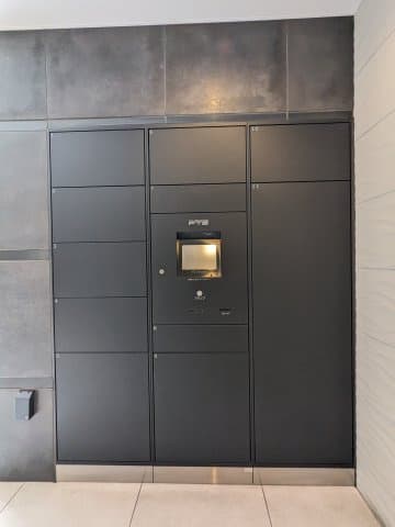 Room image 11