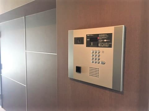 Room image 16