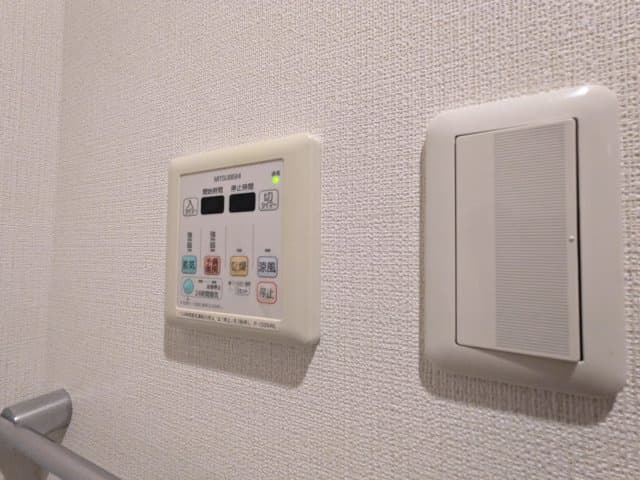Room image 13
