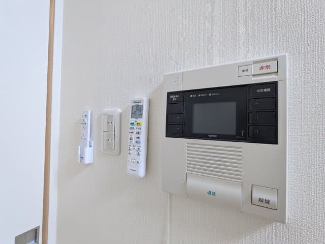 Room image 10