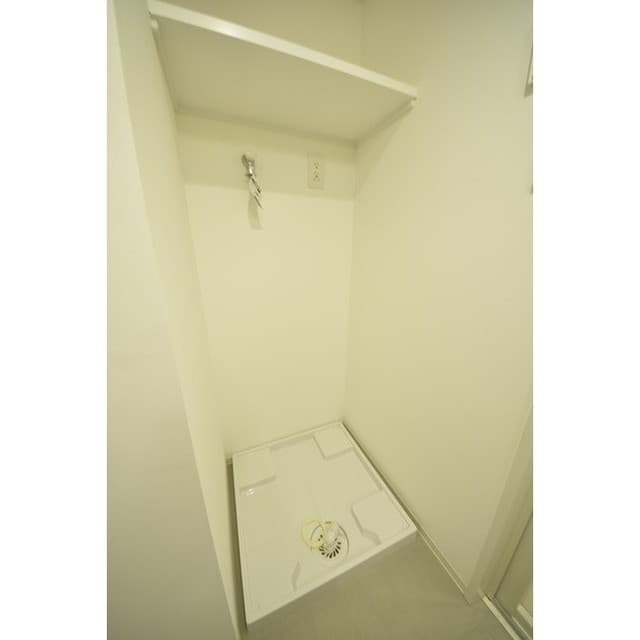 Room image 14