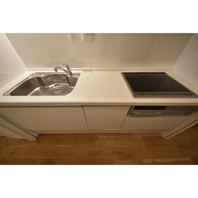 Room image 9