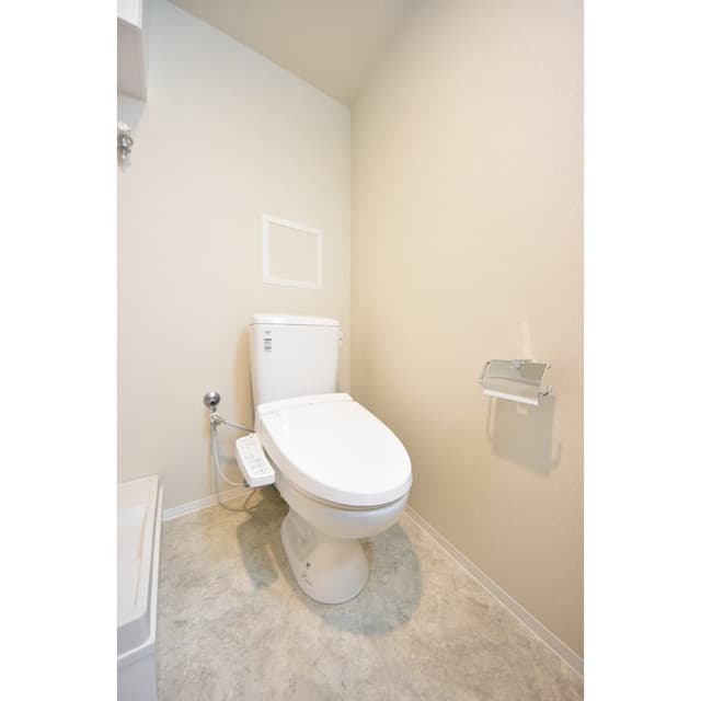 Room image 15