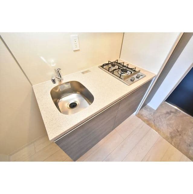 Room image 12