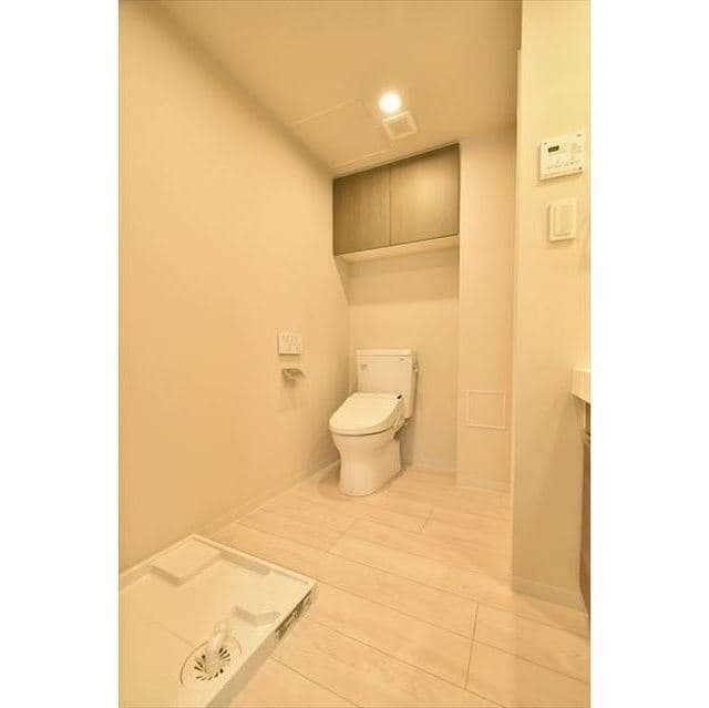 Room image 13