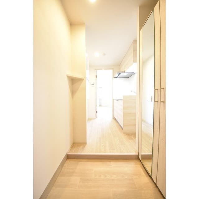 Room image 10