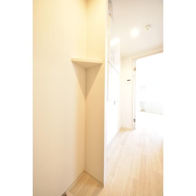 Room image 12