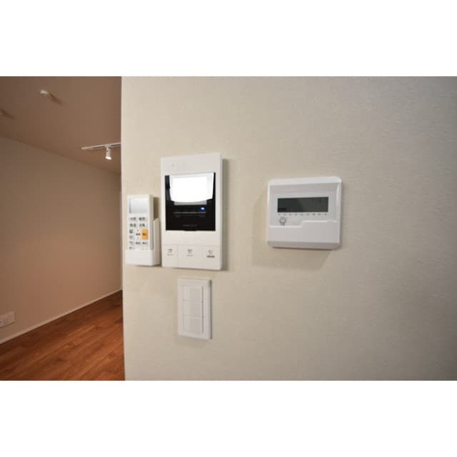 Room image 13