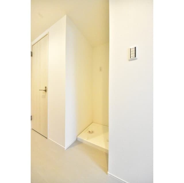 Room image 10