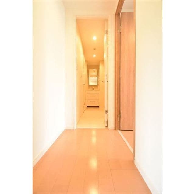Room image 14