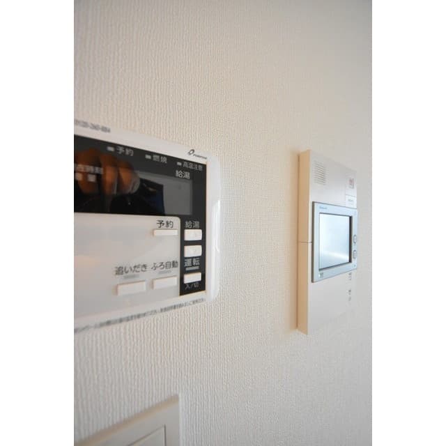 Room image 16