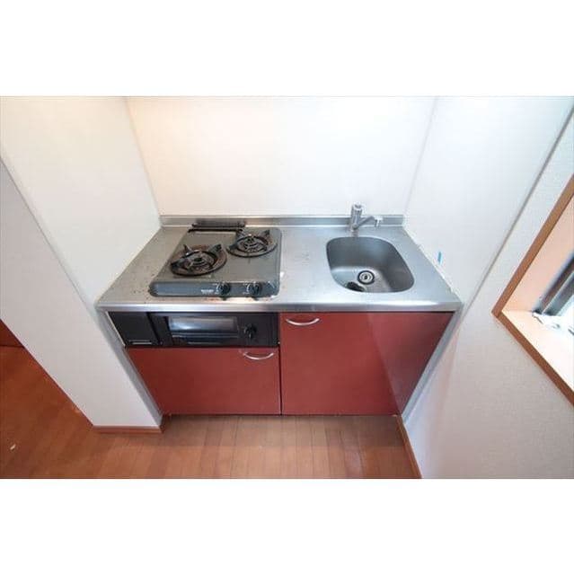 Room image 8