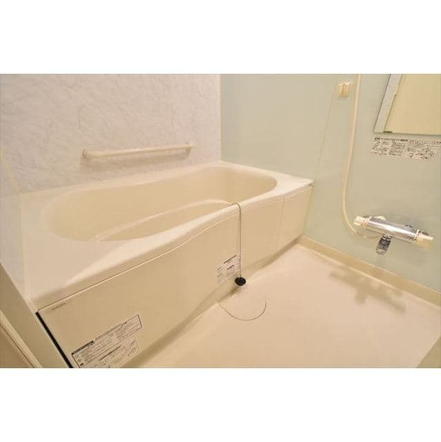 Room image 12