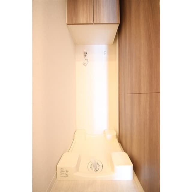 Room image 12
