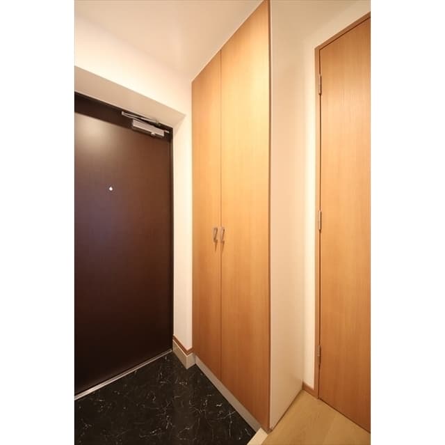 Room image 14