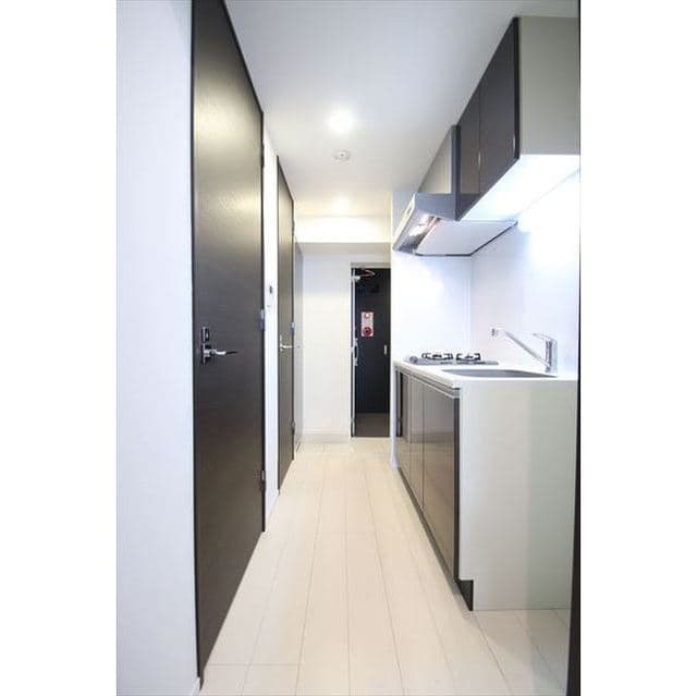Room image 13