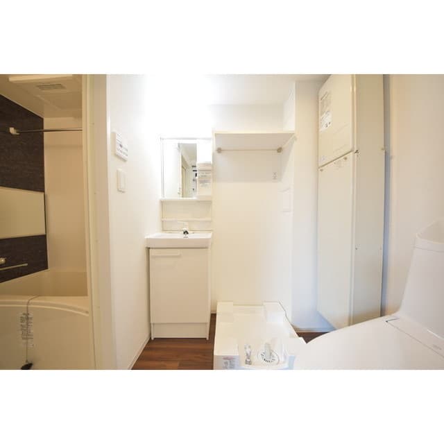 Room image 13