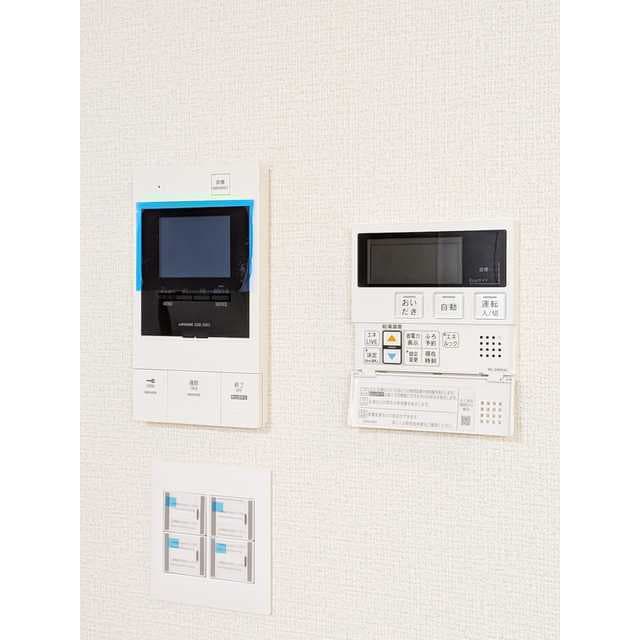 Room image 10